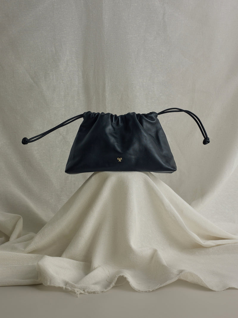 Sac plissé en cuir avec détail chaîne noir