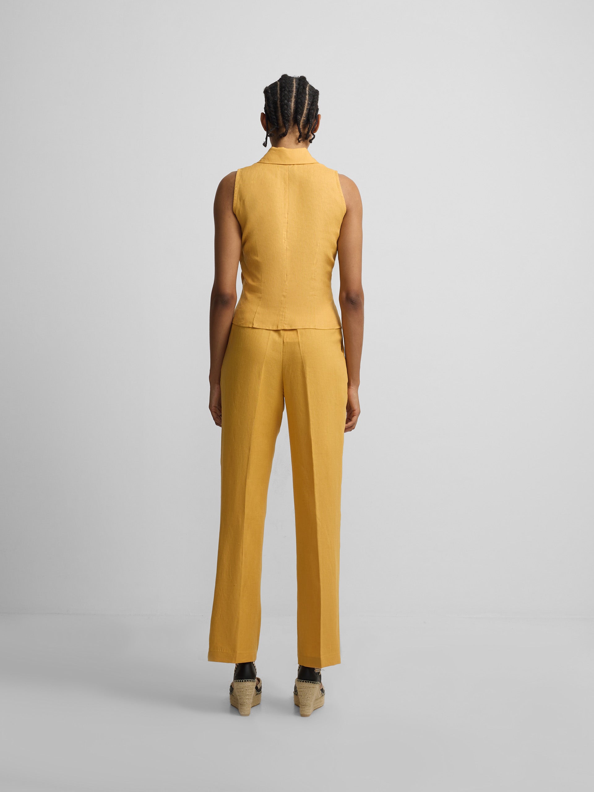 Pantalon recto lino amarillo