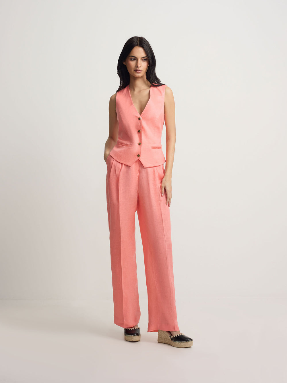 Straight coral trousers