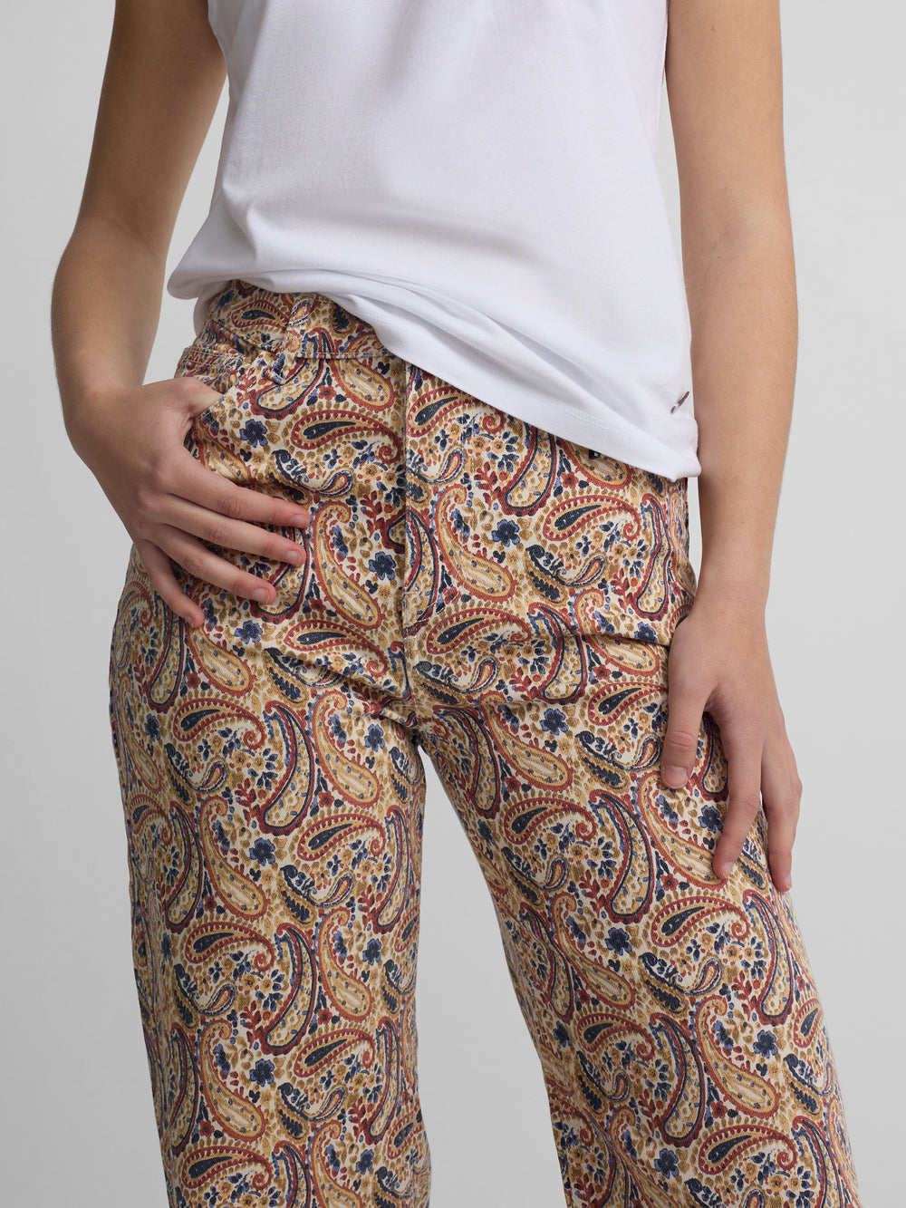 Pantalon en denim imprimé cachemire orange