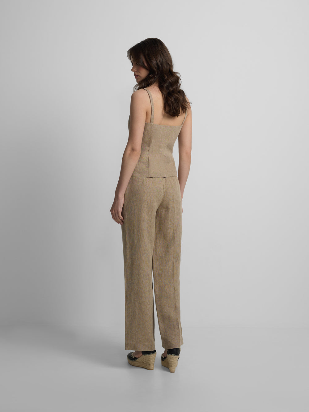 Pantalon recto aberturas beige