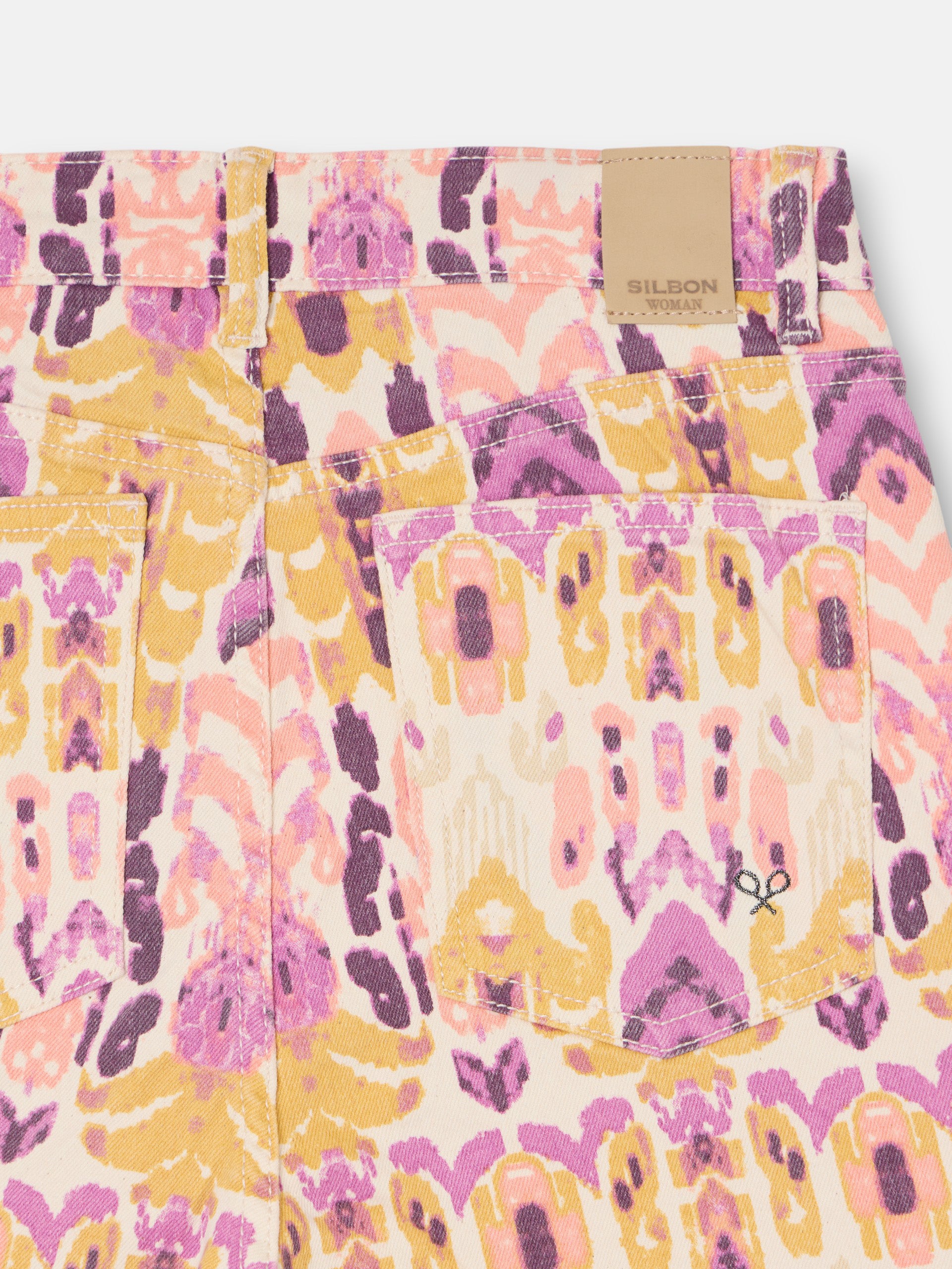 Calças de ganga estampadas ikat rosas