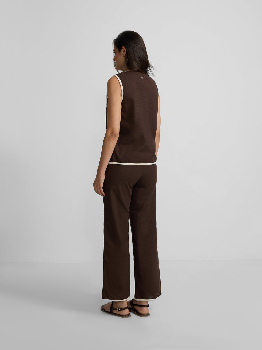 Pantalon droit en lin marron