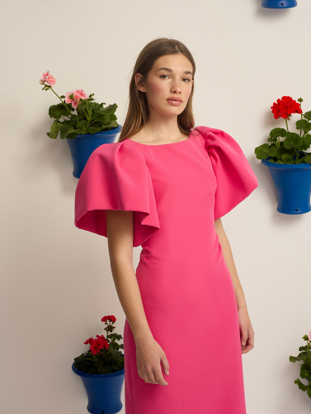 Vestido event collection midi manga abullonada rosa
