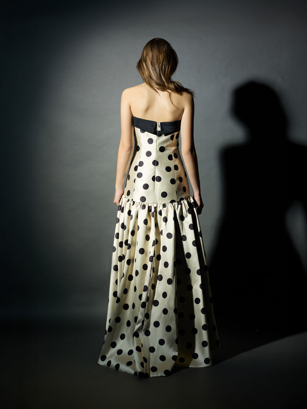 Vestido CaprilexSilbon bolinhas baunilha e preto