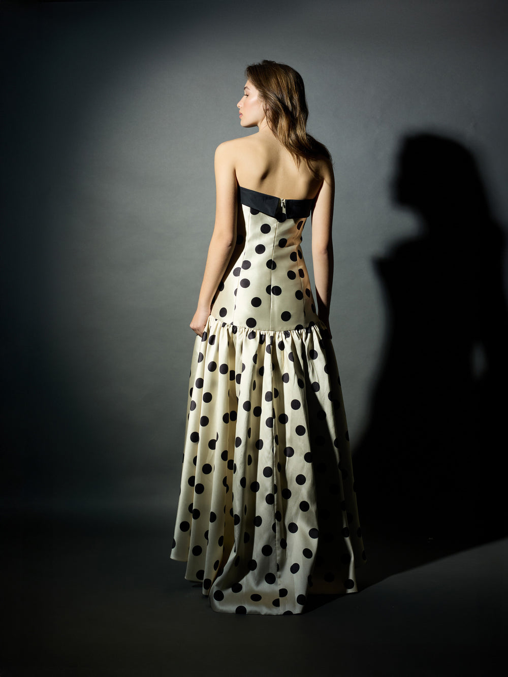 Vestido CaprilexSilbon bolinhas baunilha e preto