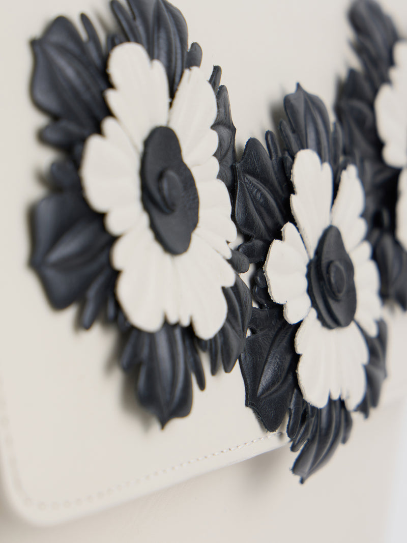 Pochette de soirée en cuir nappa écru