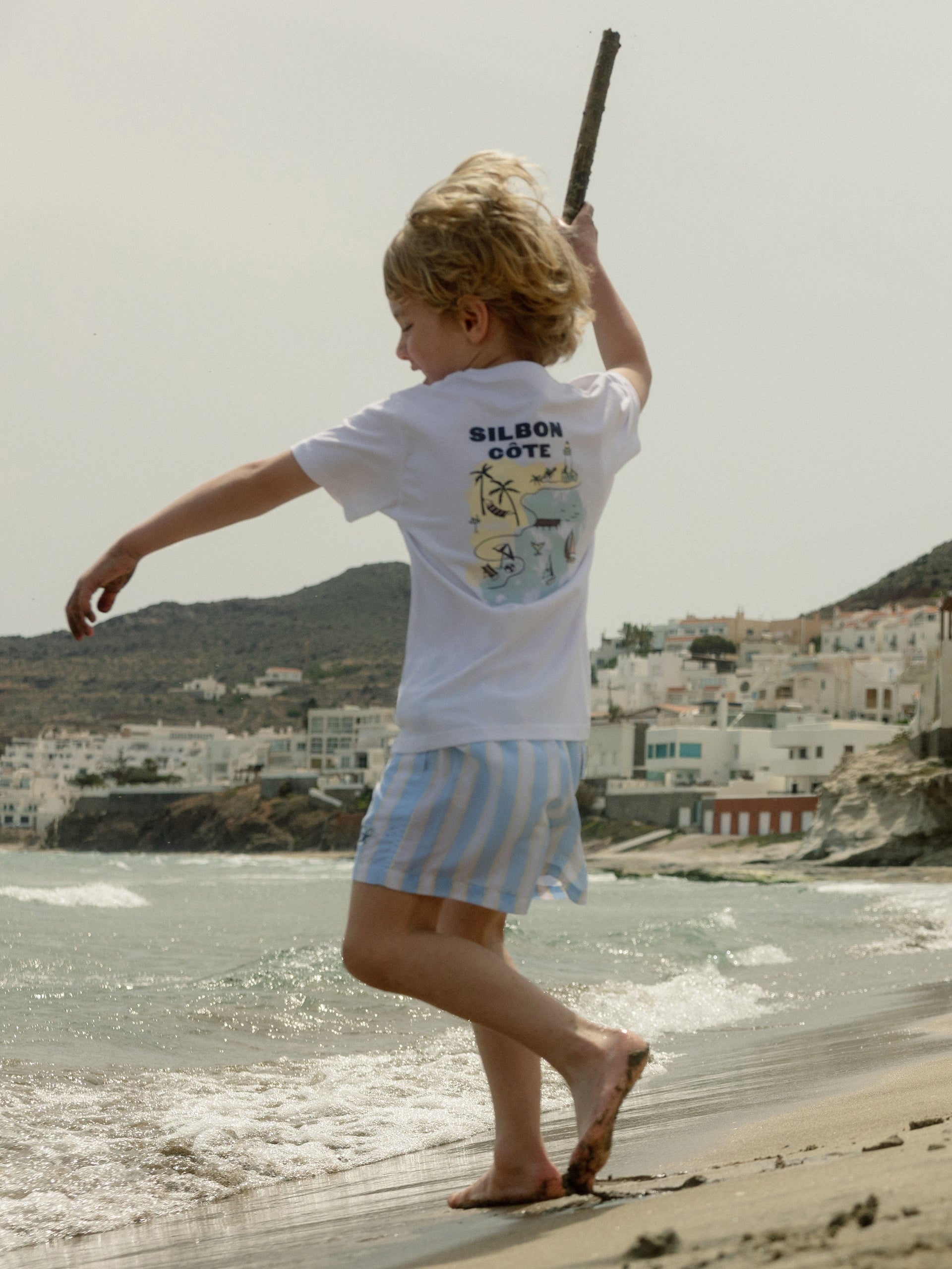 T-shirt enfant col blanc