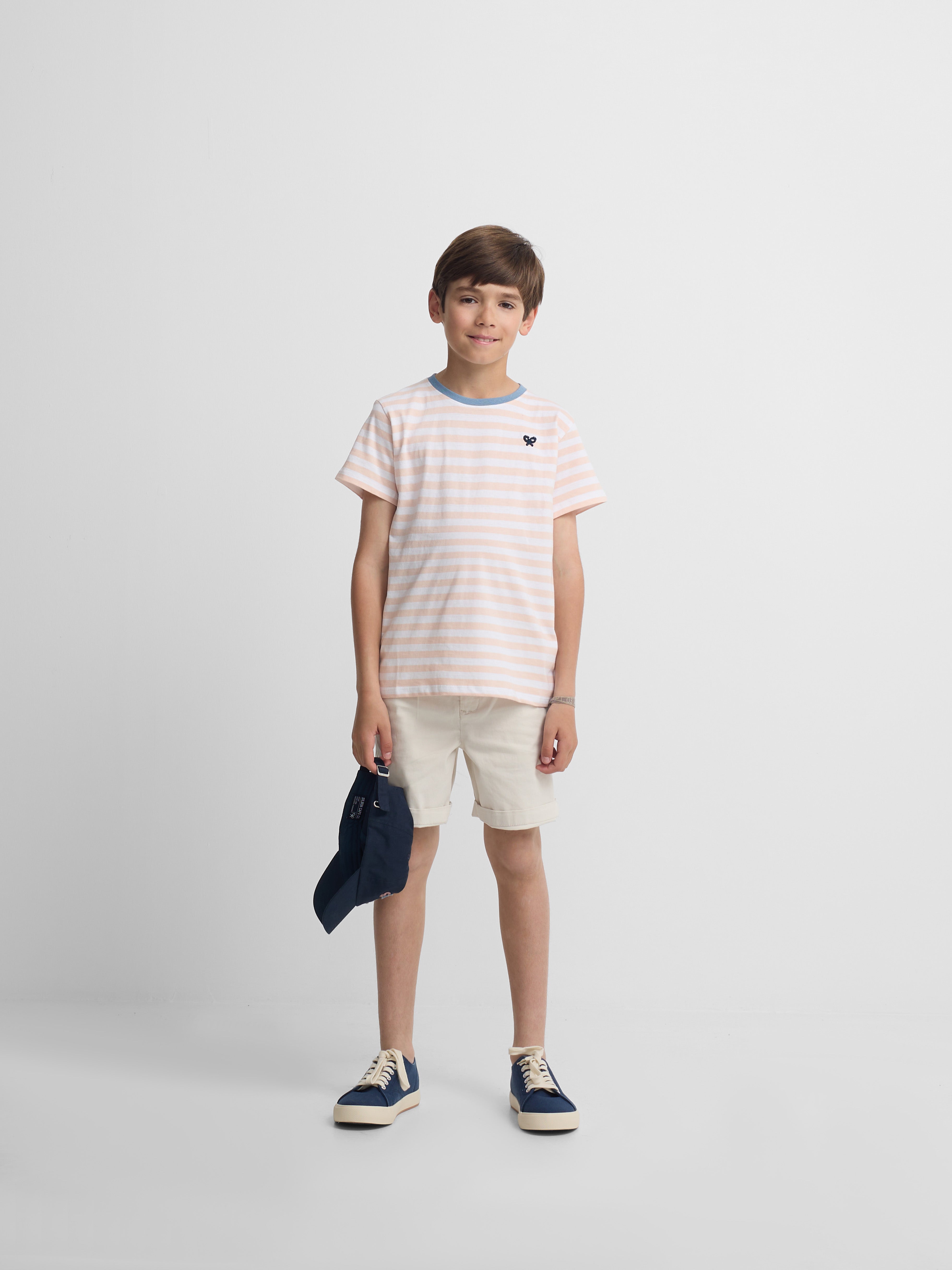 Kids' T-shirt with fine coral stripe trim