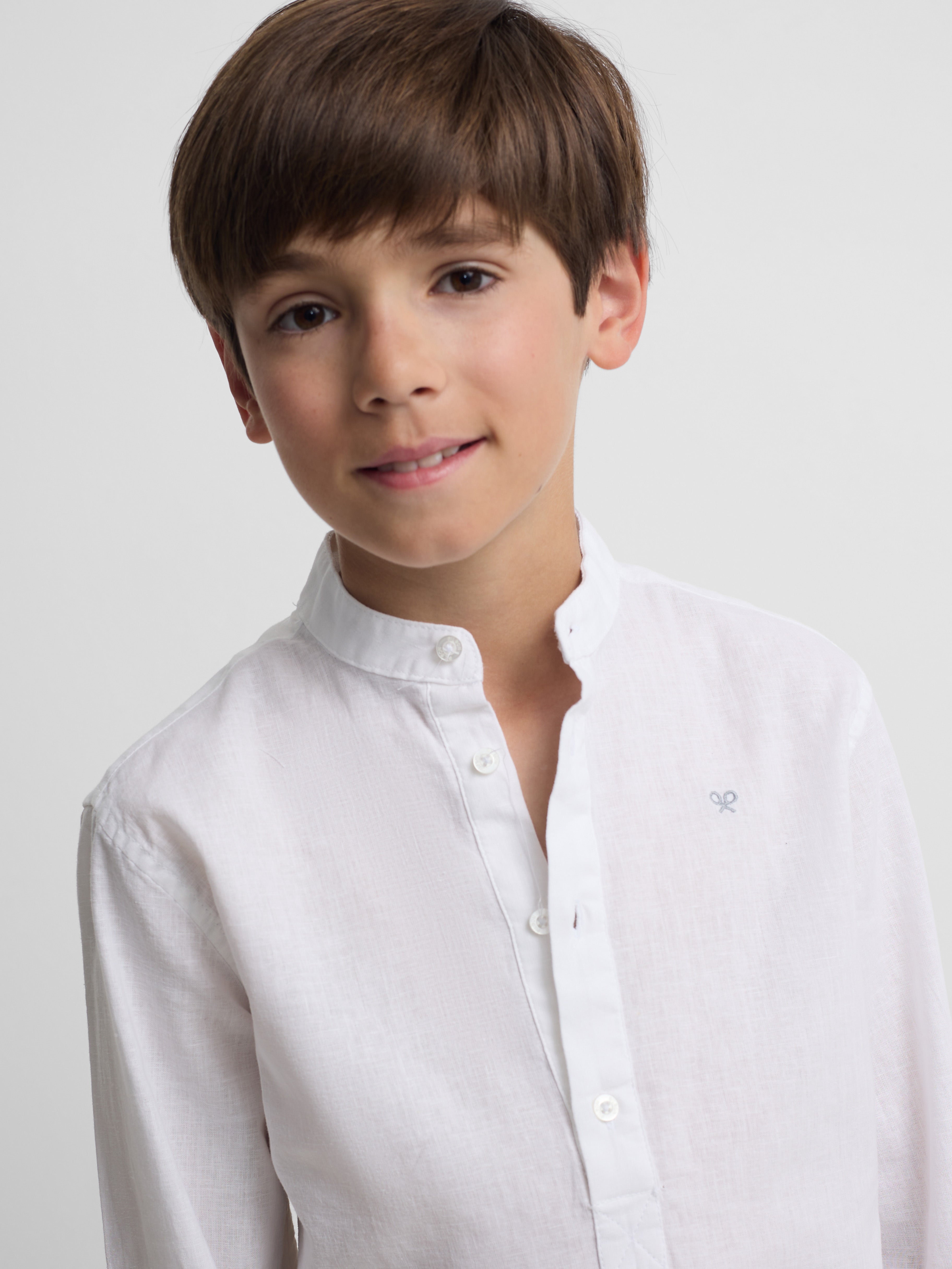 Kids' sport linen shirt with white Mao collar