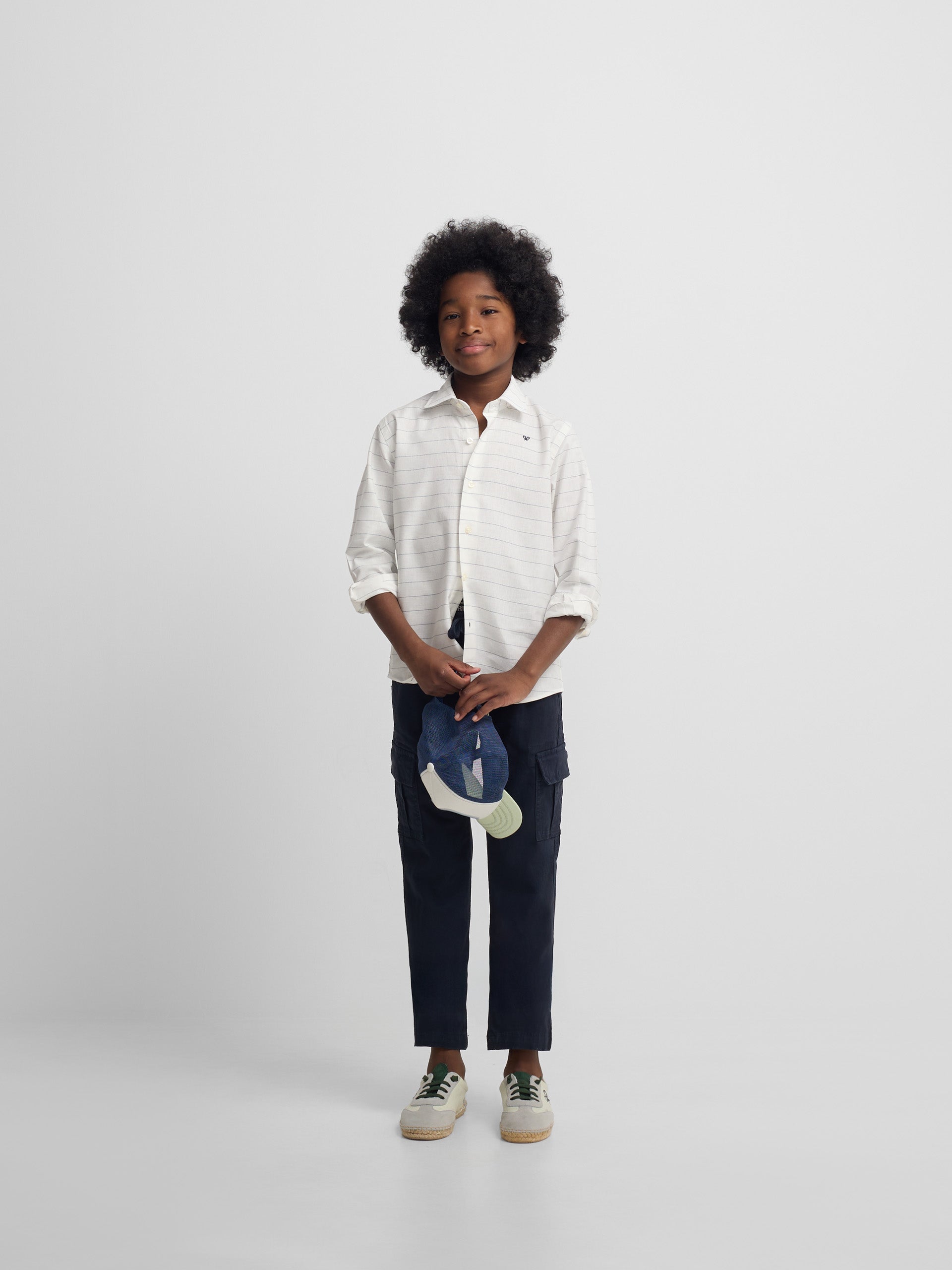 Chemise enfant en lin à fines rayures bleues