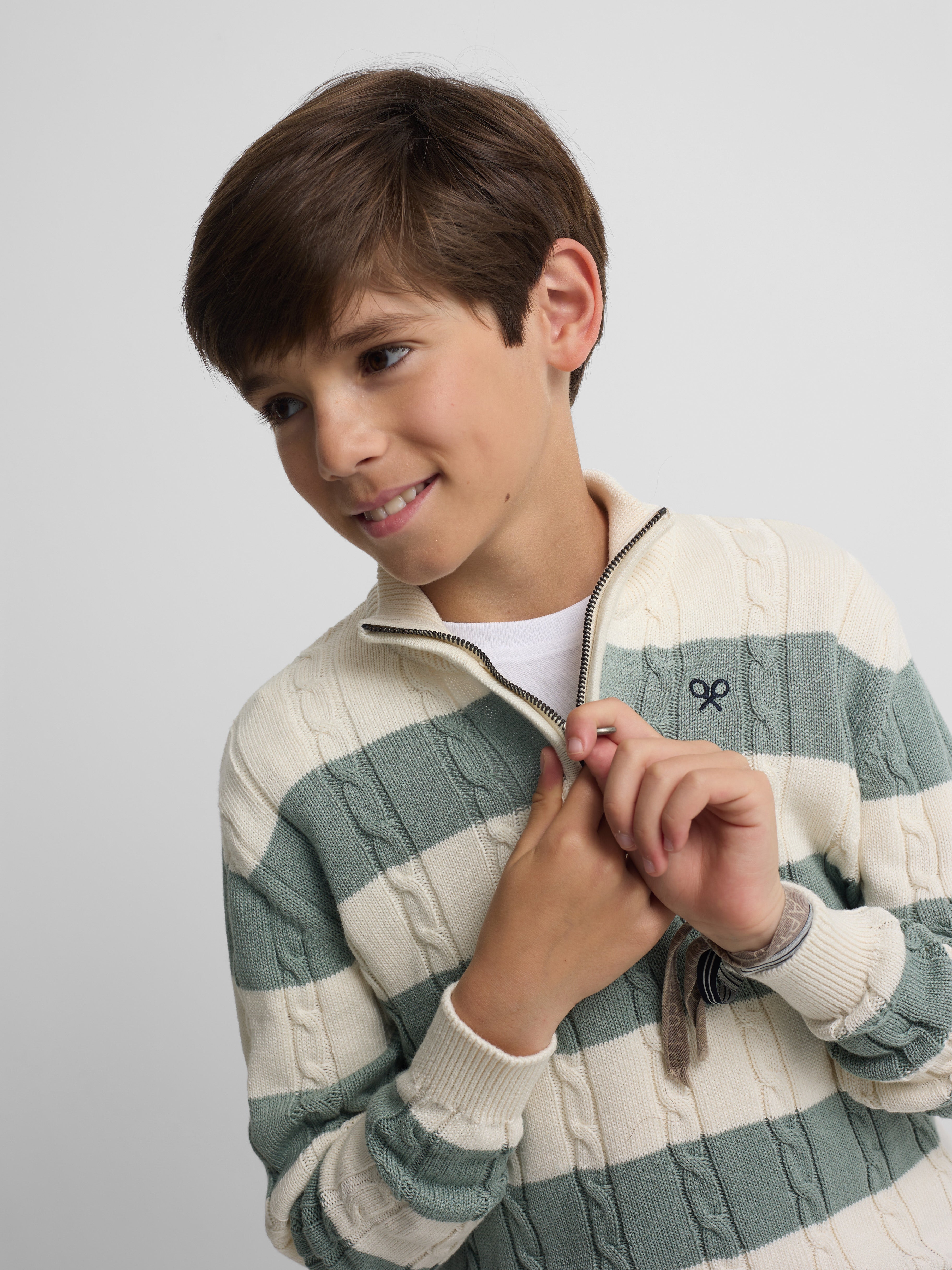 Kids sweater with half zipper, medium green stripe
