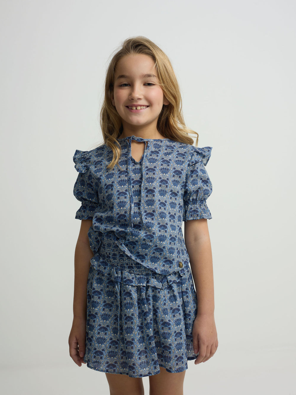 Blusa girl manga corta estampado azul