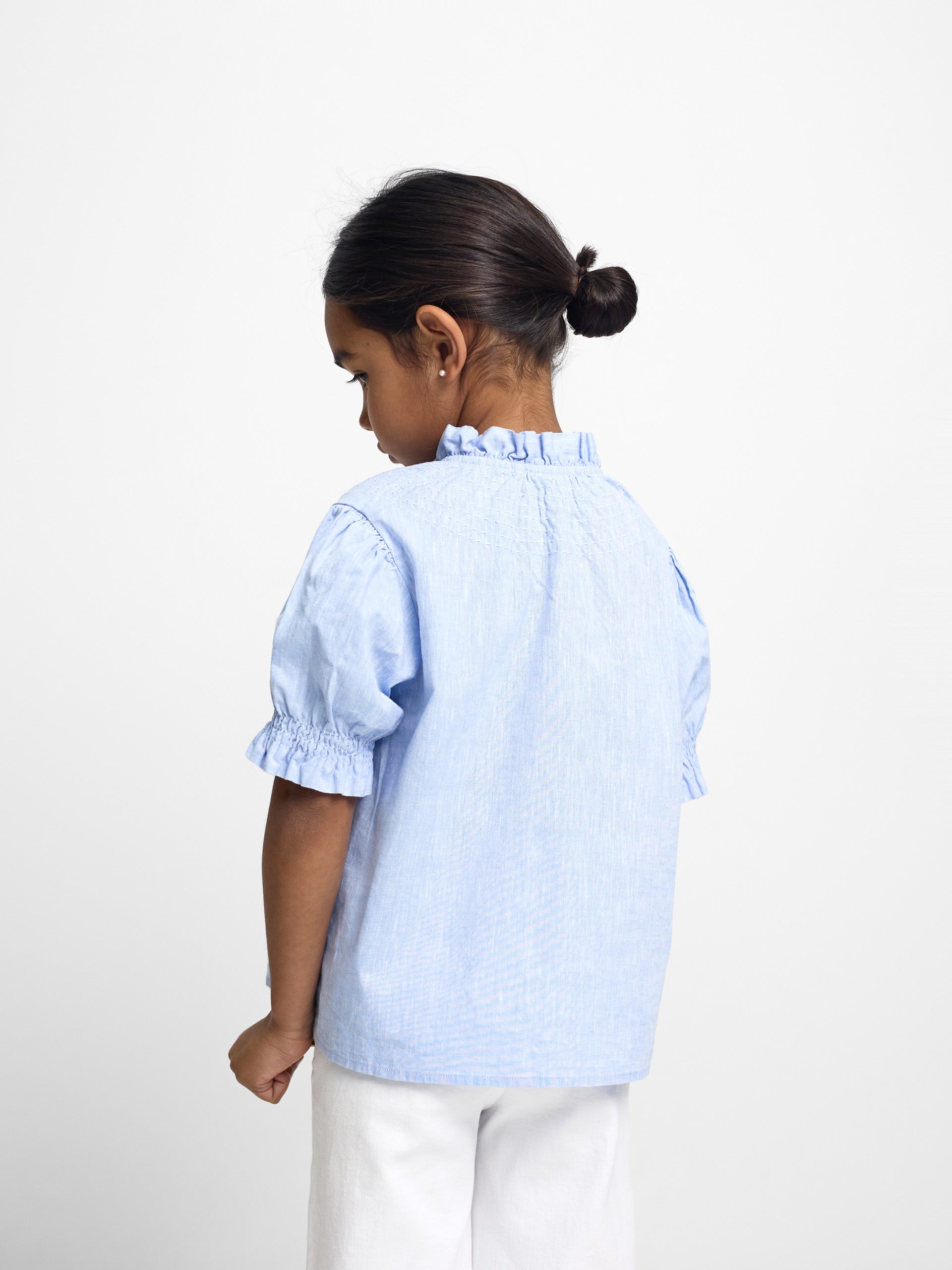 Camisa girl fruncidos lino celeste