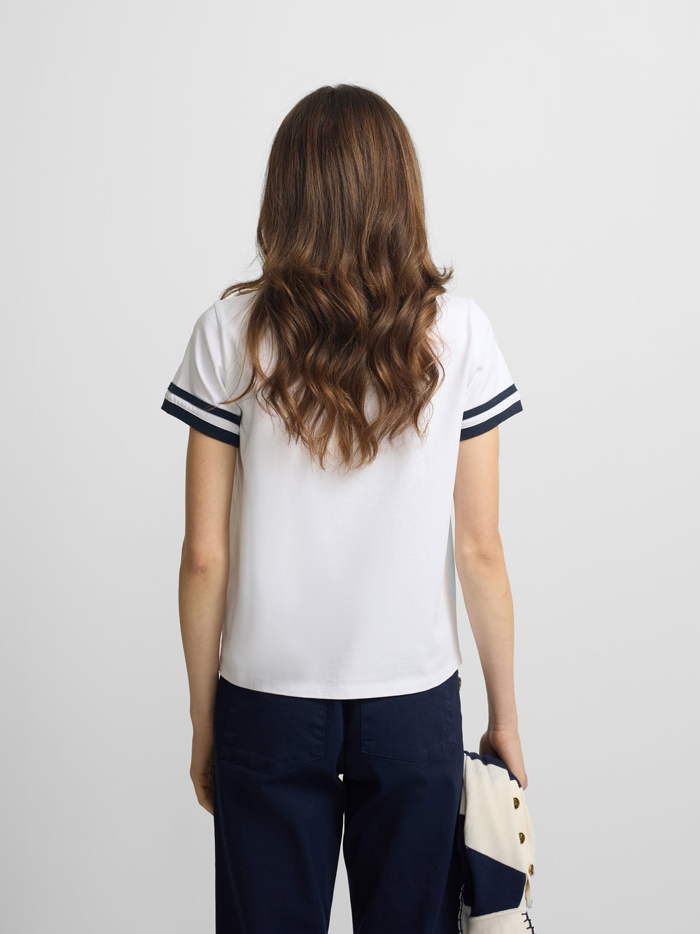 Camiseta woman parche escudo silbon blanca