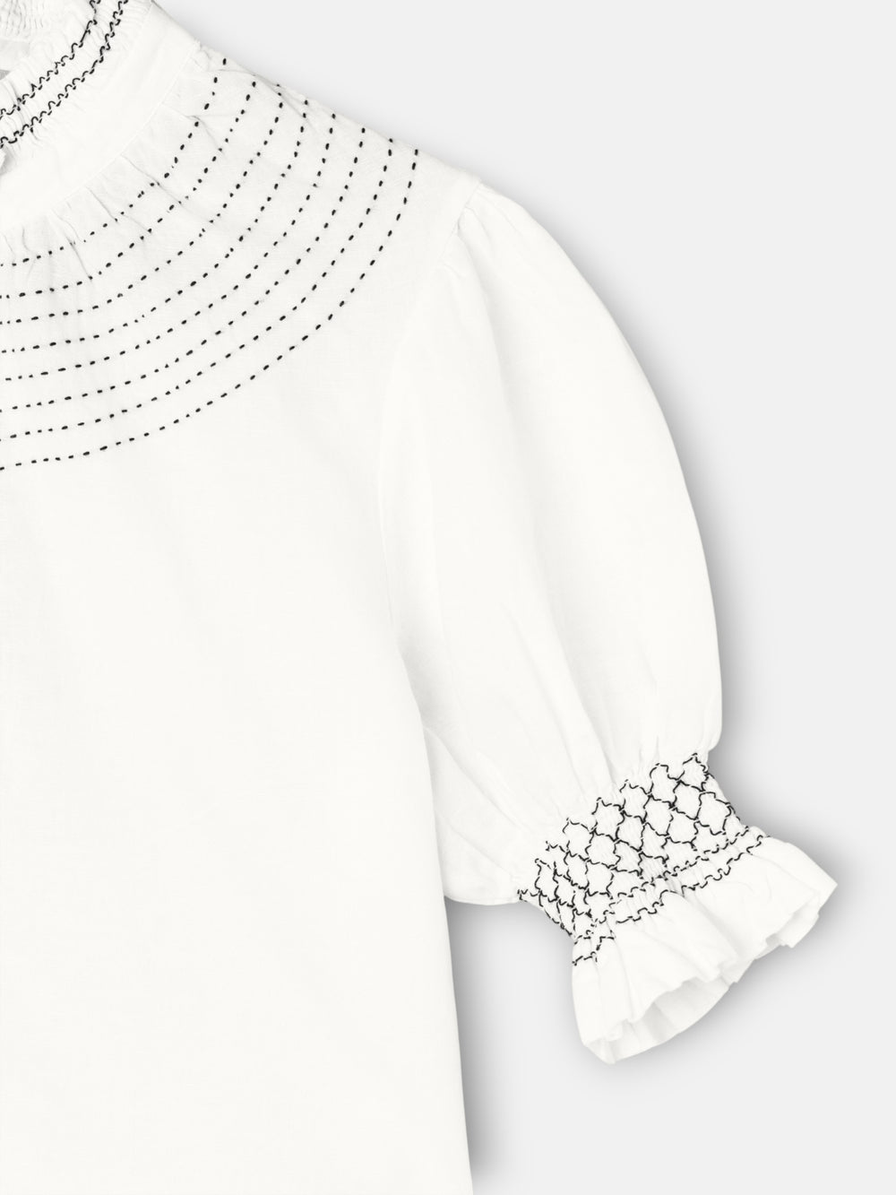 Chemise froncée à manches courtes en lin blanc