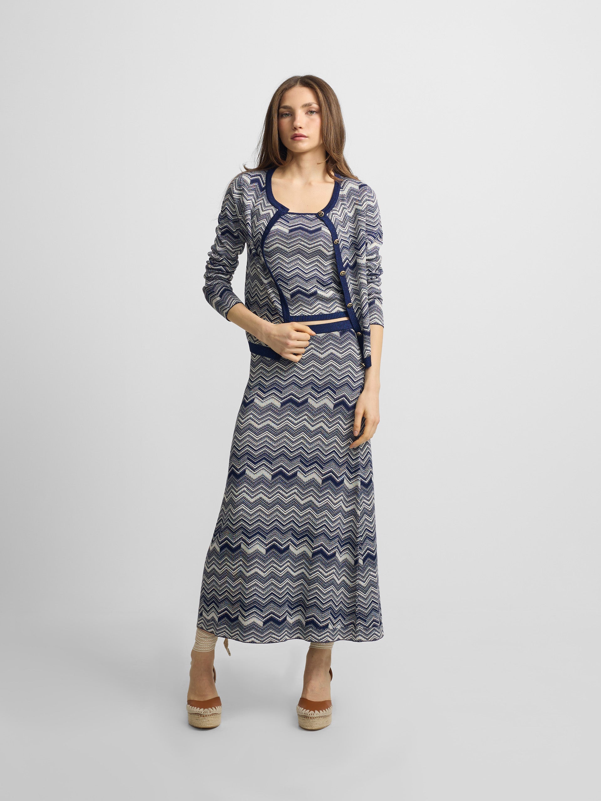 Cardigan long à chevrons bleus