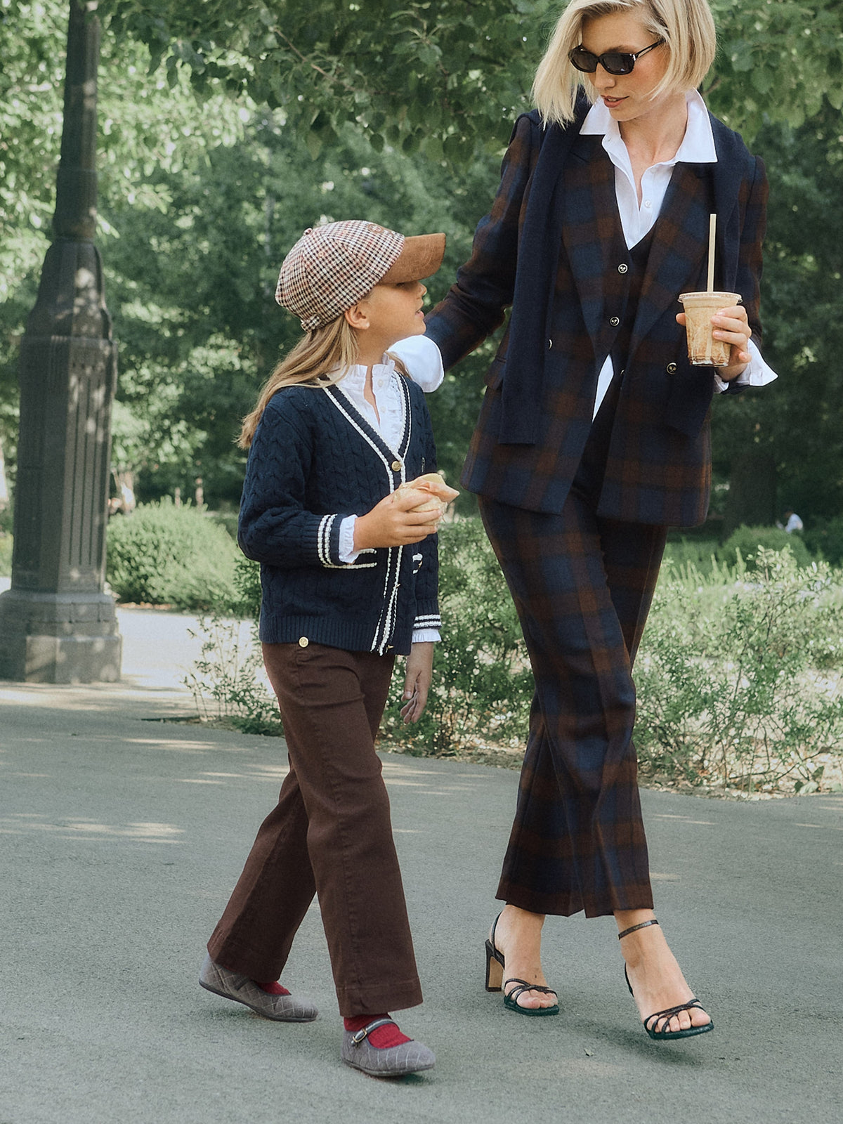 Pantalon fille marin marron